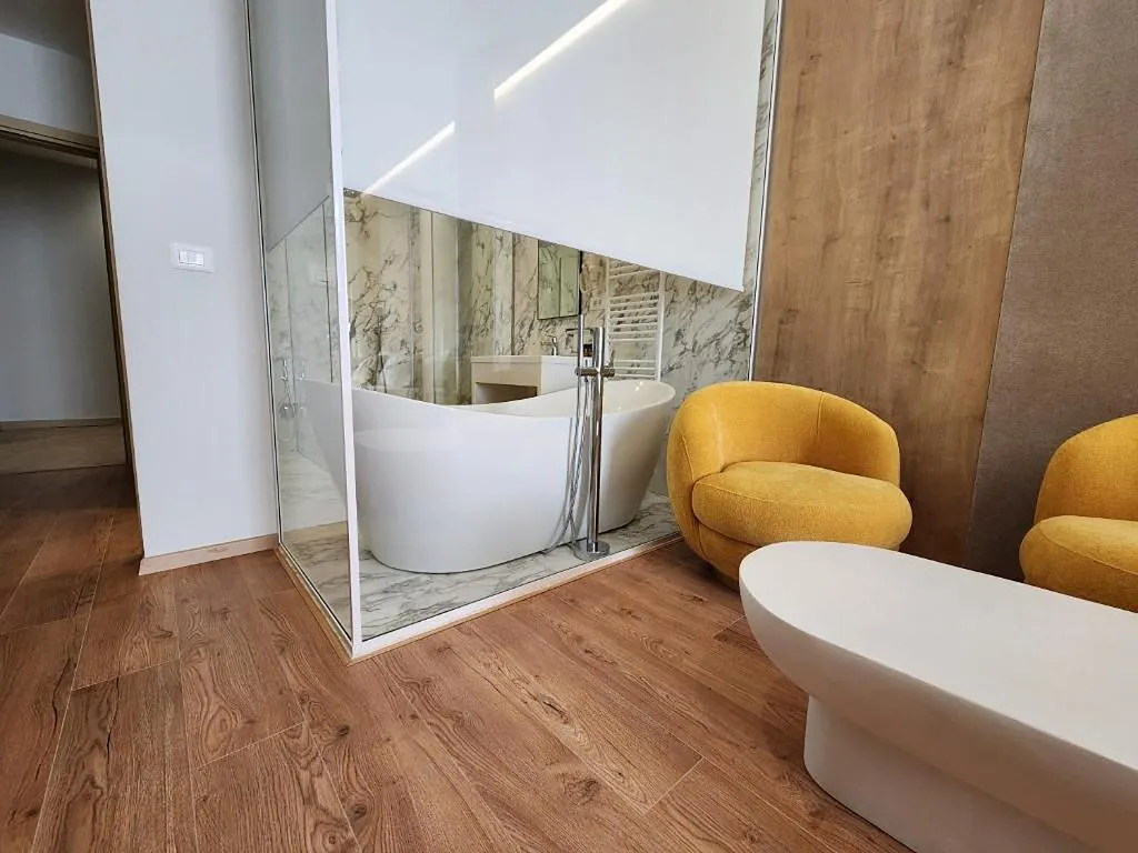 DOUBLE STANDARD Room, Hotel Gold, Kavaje