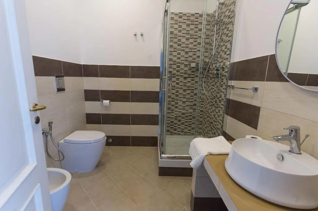 Room, Savoy Riviera, Naples