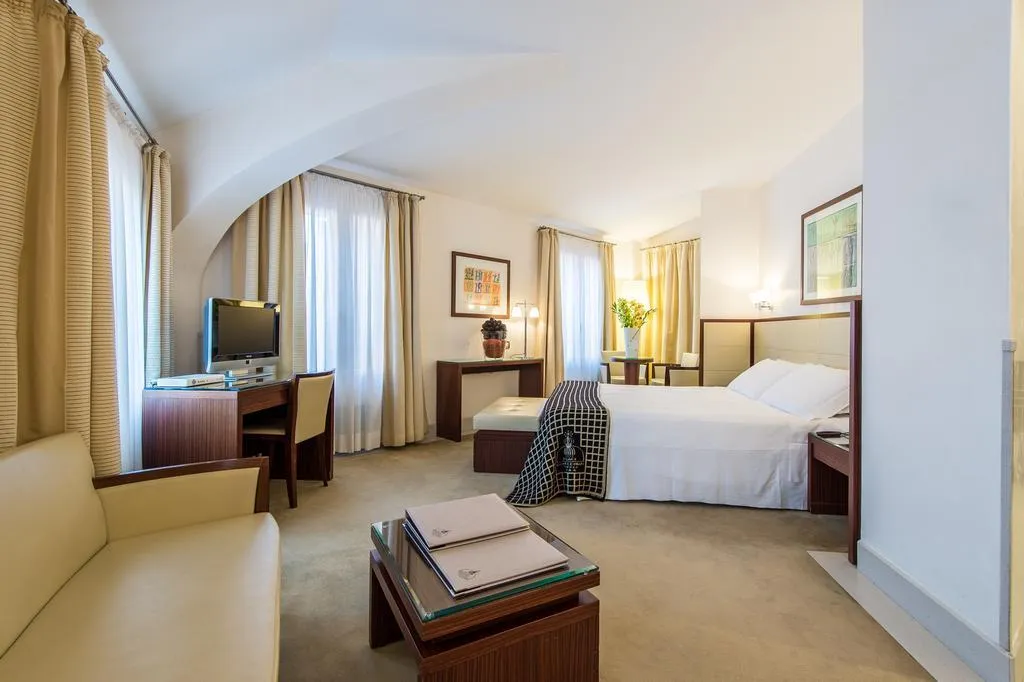JUNIOR SUITE DELUXE Room, Bonvecchiati Palace, Venice
