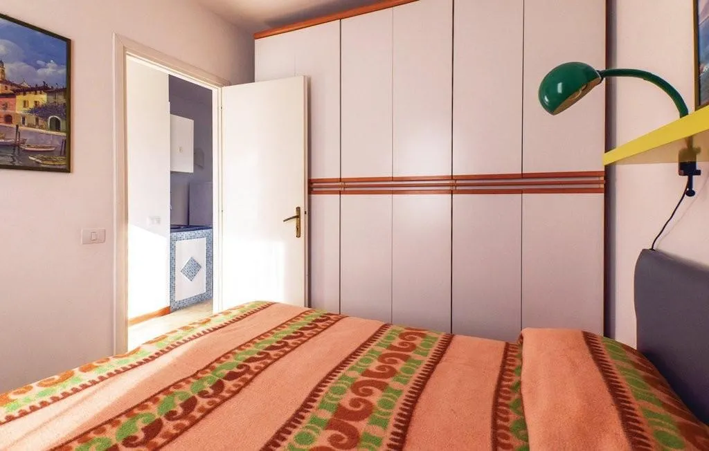 APARTMENT CAPACITY 4 Room, Residence Capo Falcone, Cagliari