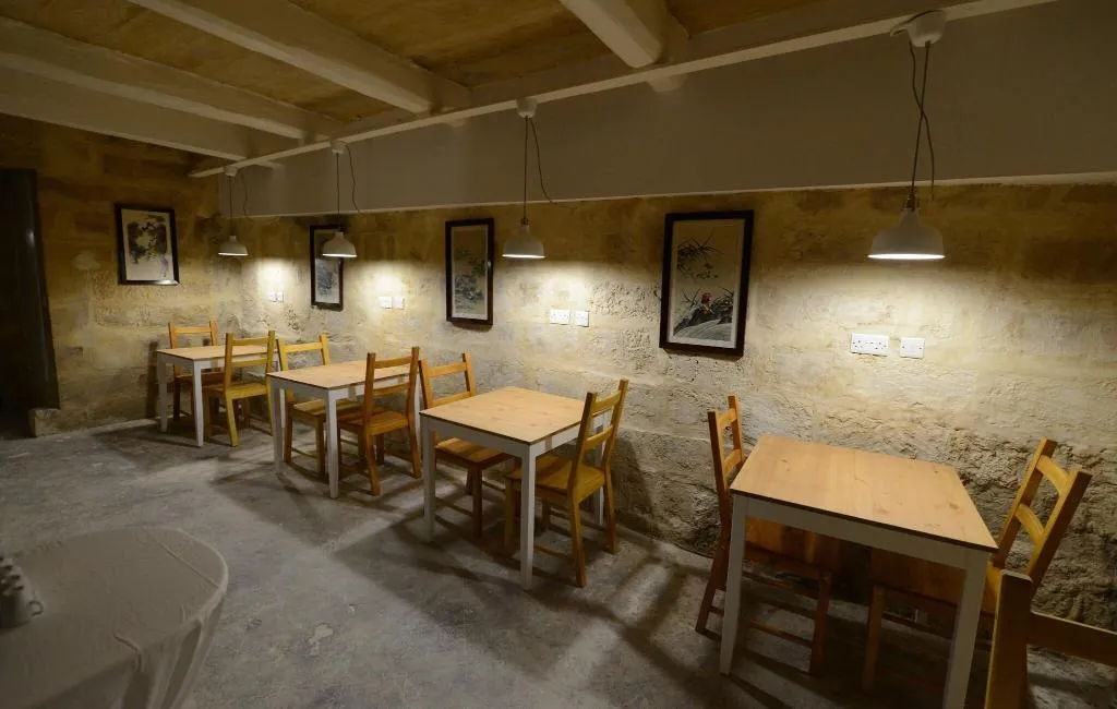 Restaurant, Paulos Valletta, Malta