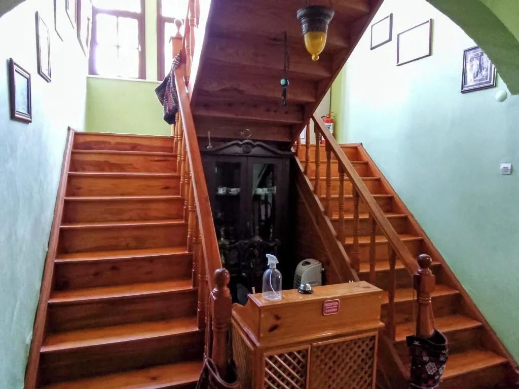 Lobby, Cunda Zehra Teyzenin Evi, Izmir
