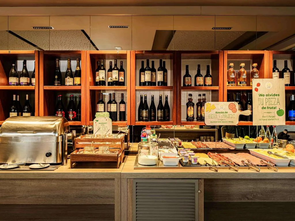 Restaurant, ibis Styles Figueres Ronda, Costa Brava