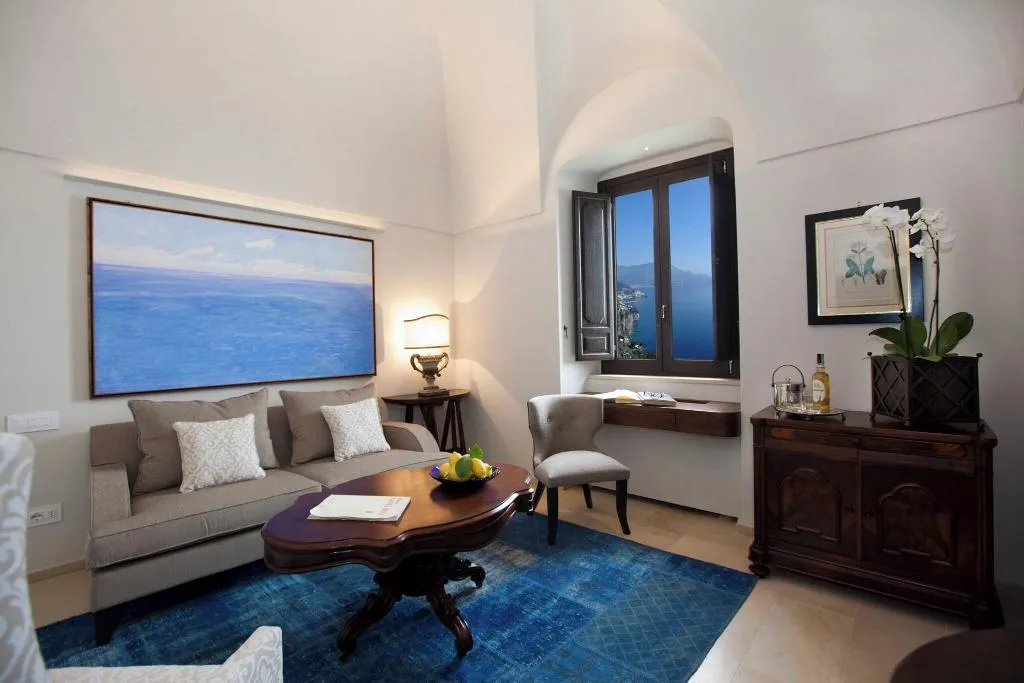 SUITE DELUXE SEA VIEW Room, Monastero Santa Rosa Hotel & Spa, Naples