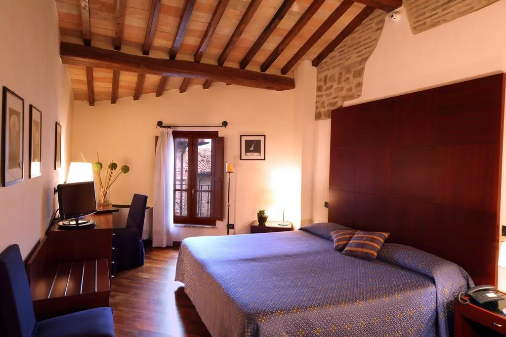 DOUBLE DELUXE Room, Relais & Spa La Corte Di Bettona, Perugia