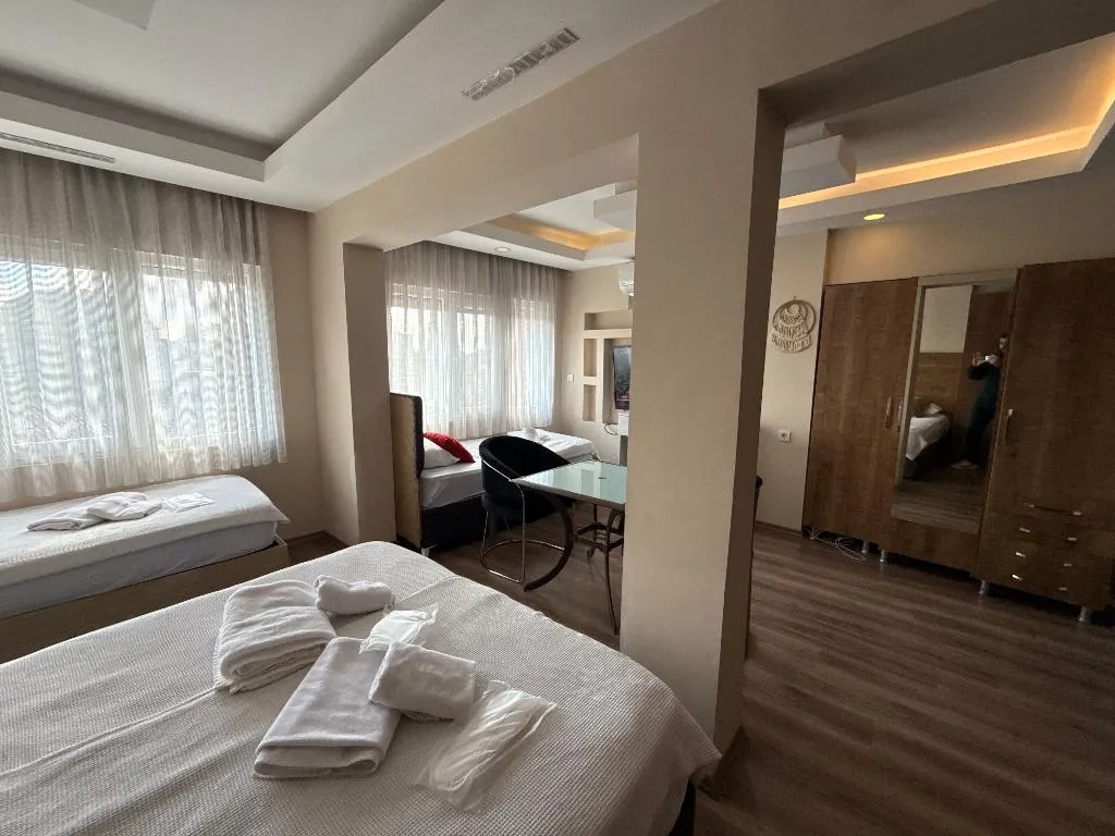 QUADRUPLE DELUXE CAPACITY 4 Room, Twenty Hotel, Antalya