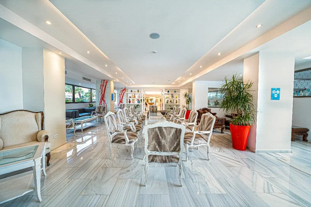 Lobby, Seramar Comodoro Playa, Majorca