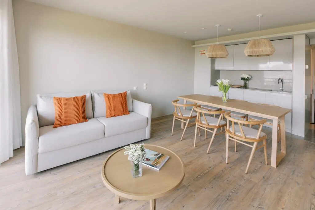 APARTMENT TWO BEDROOMS Room, The Pearl Troia, Lisbon