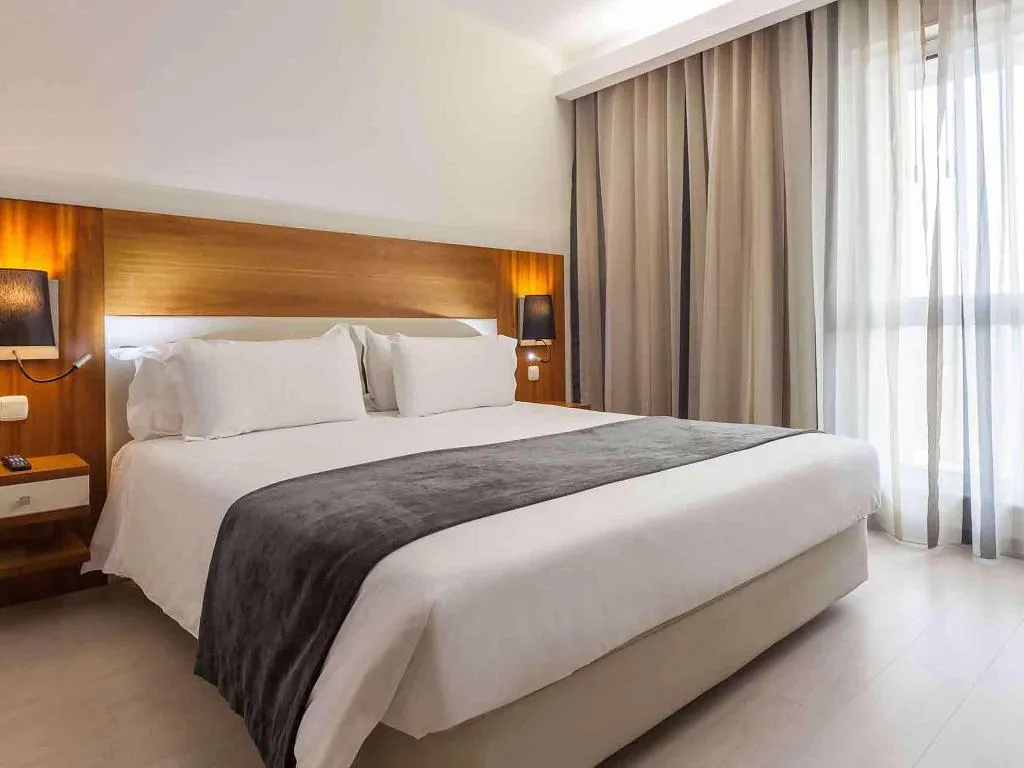 Sports and Entertainment, Mercure Lisboa Hotel, Lisbon