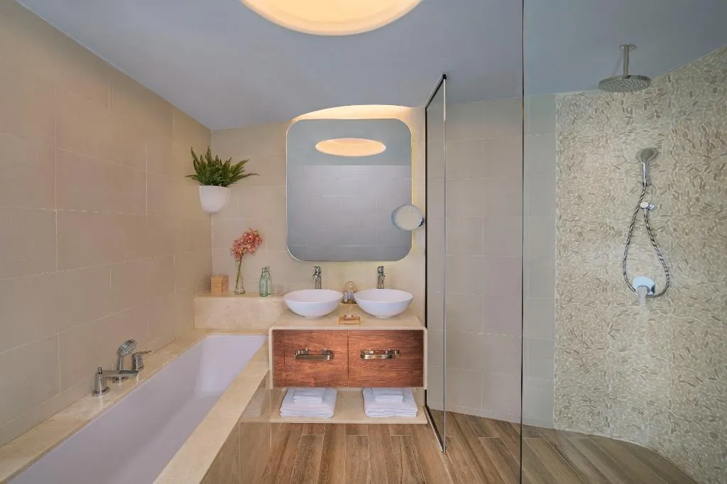 SUITE DELUXE ONE BEDROOM Room, The Retreat Palm Dubai MGallery by Sofitel, Dubai