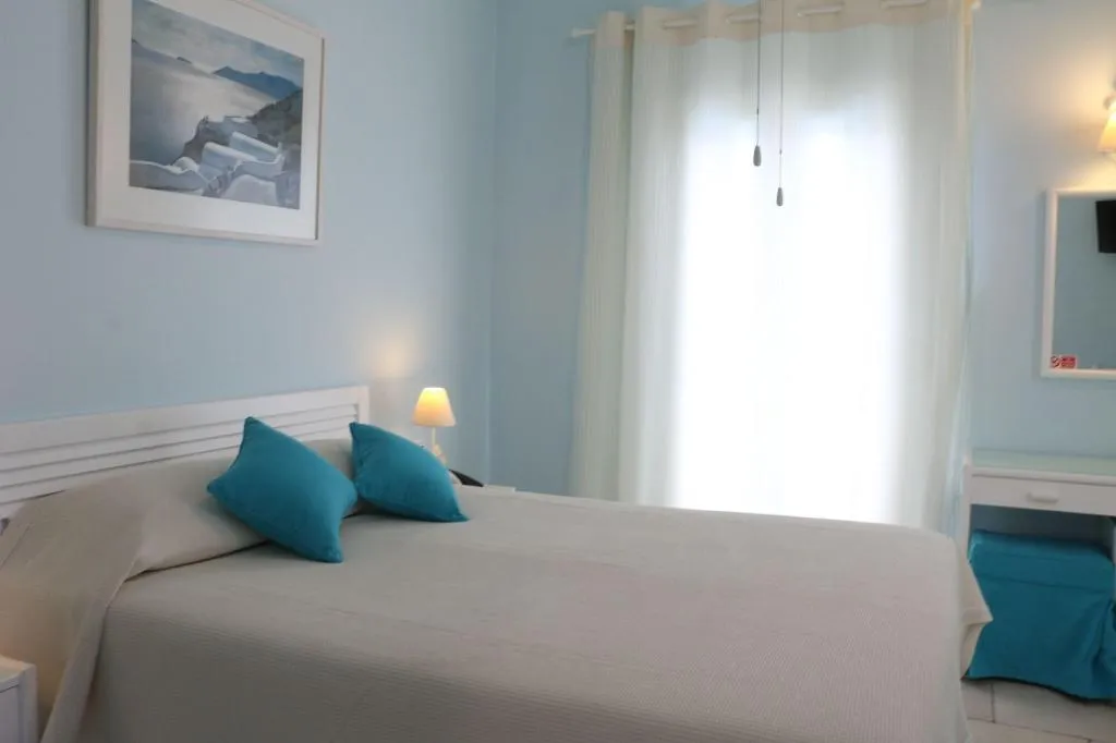 Room, Spiros & Hiroko Hotel - Adults Only, Santorini