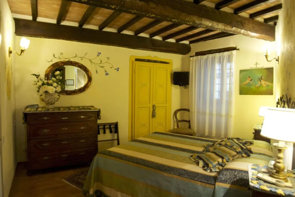 Room, Albergo Torre Sangiovanni, Perugia