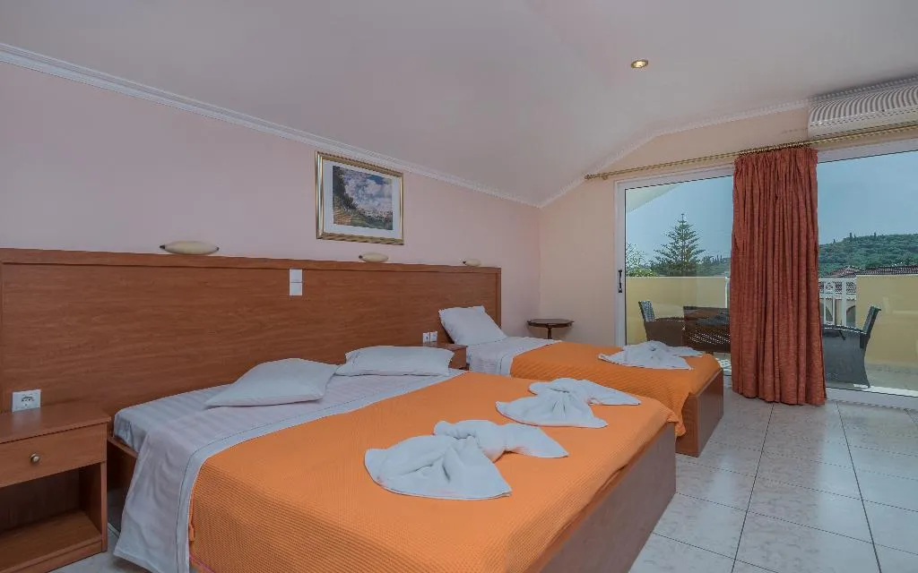 JUNIOR SUITE CAPACITY 4 Room, Oscar Villa & Studios, Zante