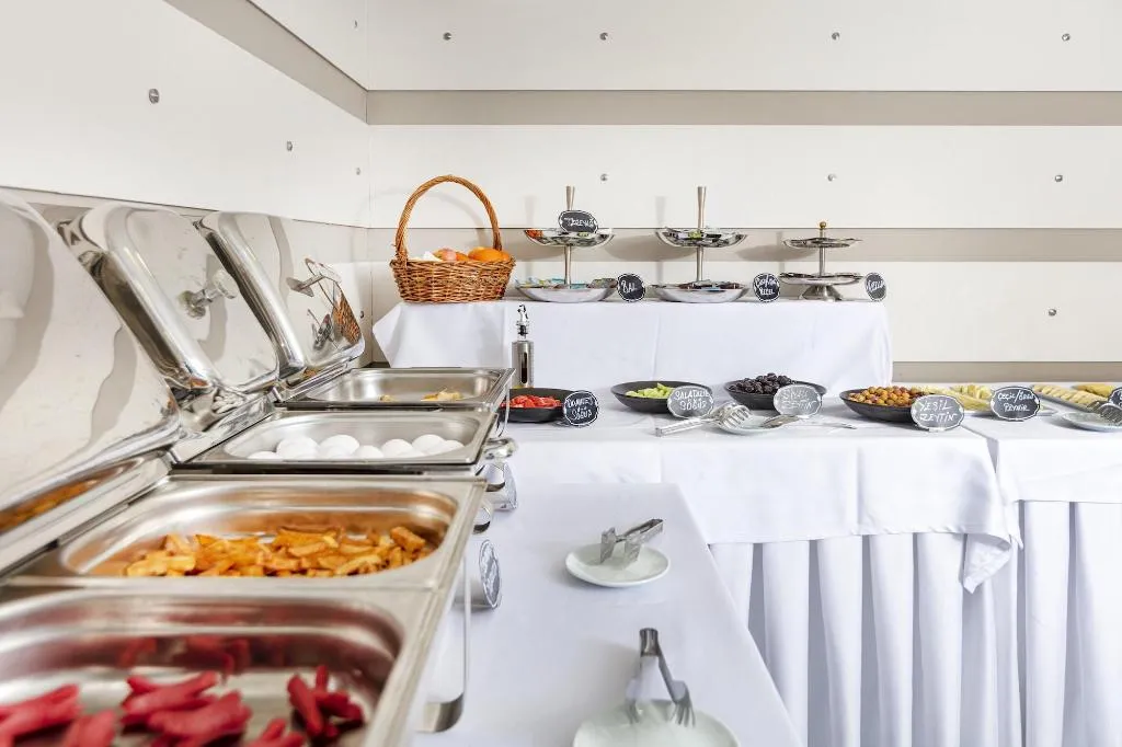 Restaurant, Kaya Hotel, Izmir
