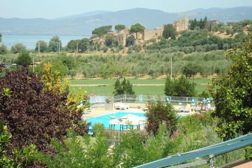 General view, Le Tre Isole, Perugia