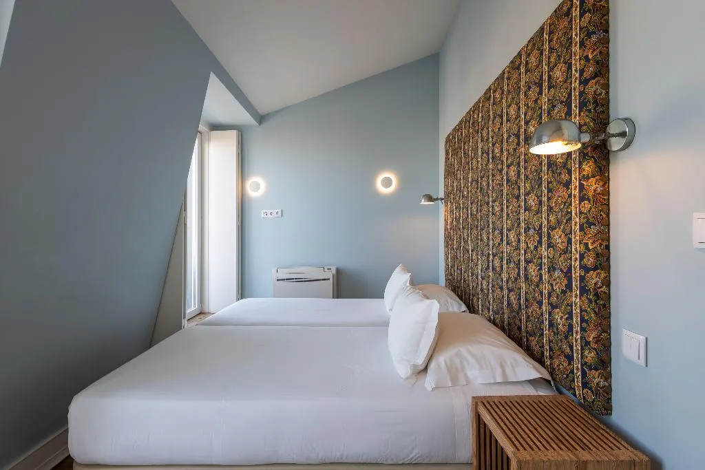 APARTMENT THREE BEDROOMS Room, Almaria - Ex LIibris, Lisbon