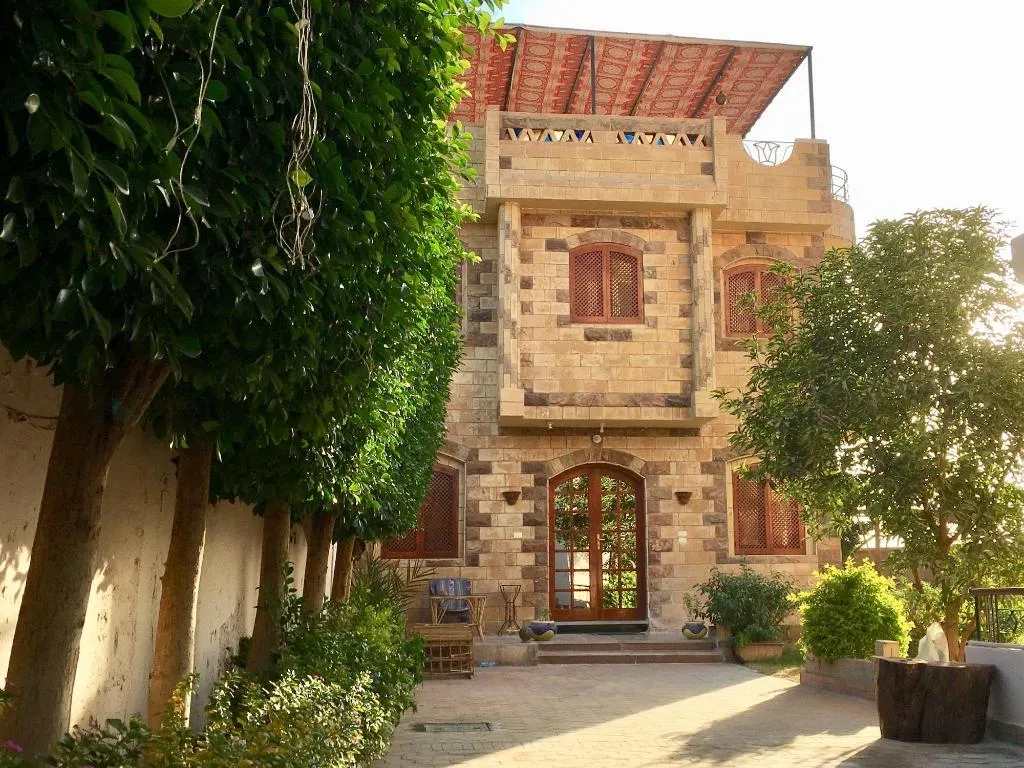 General view, New Memnon Hotel, Luxor