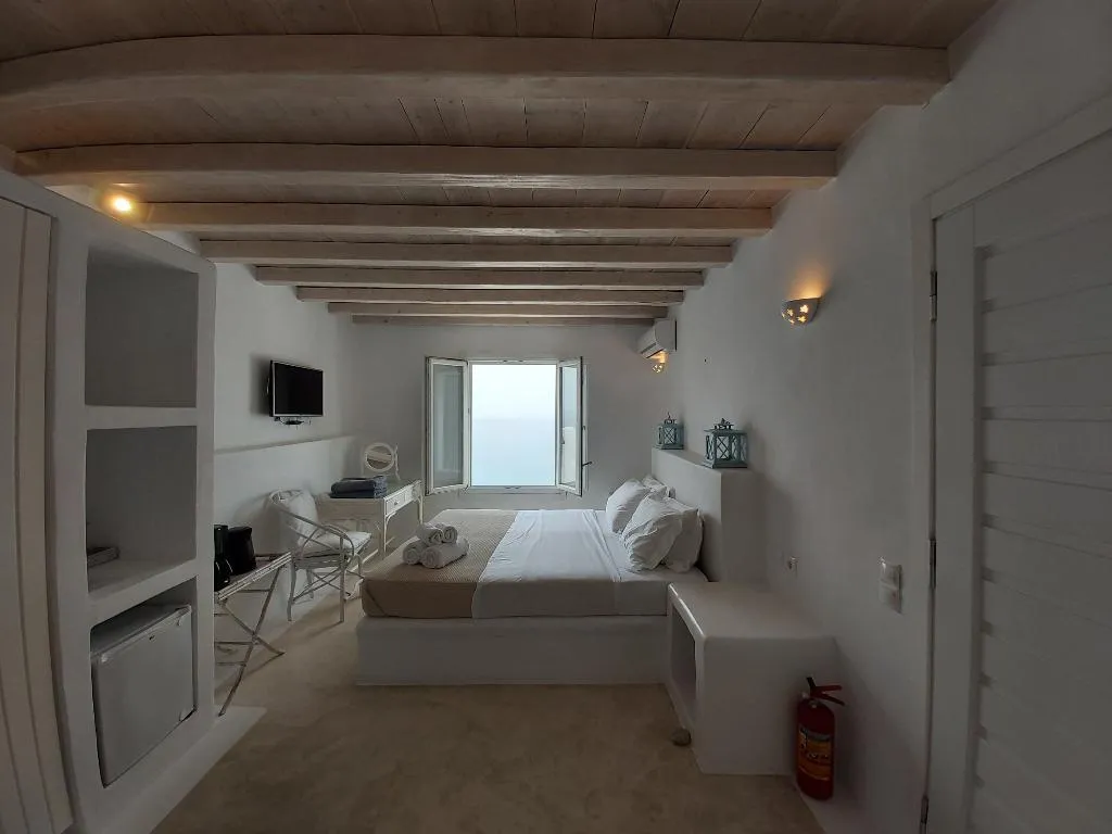DOUBLE CAPACITY 2 Room, White Rock Suites & Villas, Mykonos