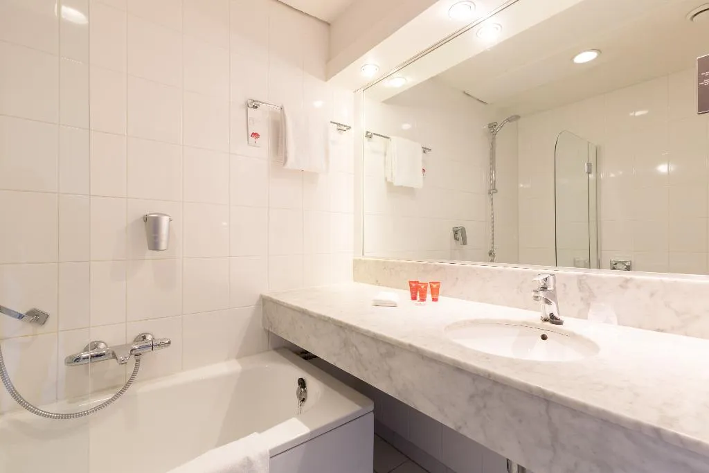 SINGLE COMFORT Room, Leonardo Hotel Lelystad City Center, Amsterdam