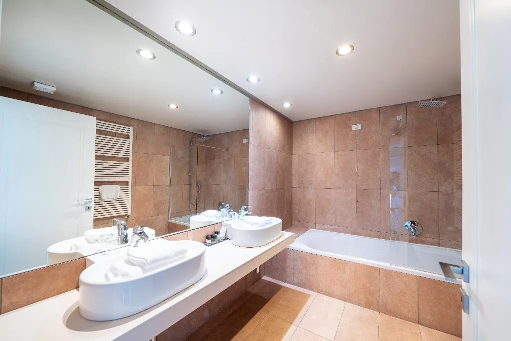 JUNIOR SUITE WITH VIEWS Room, Hotel Borgo Le Terrazze, Milan