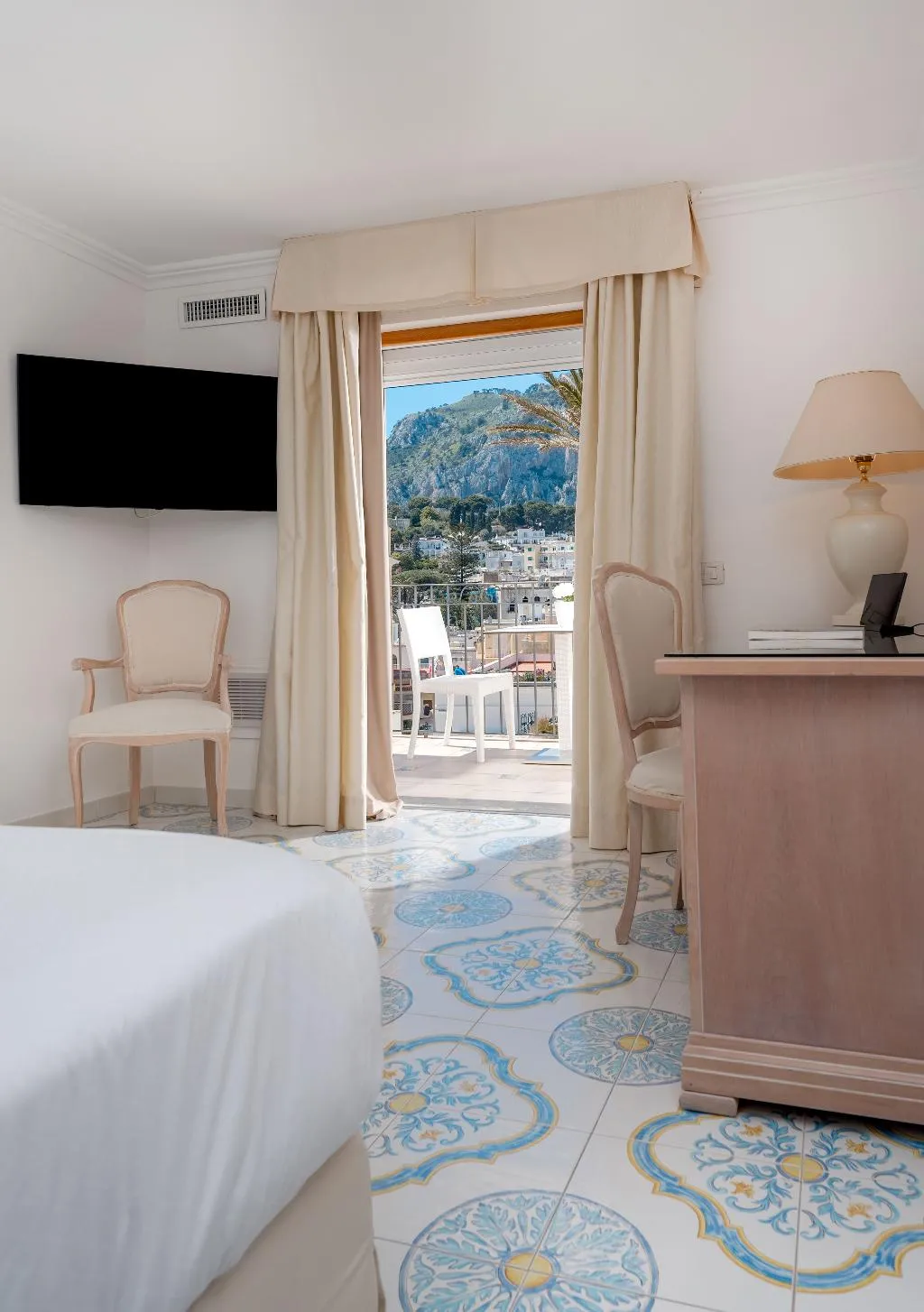 DOUBLE SEA VIEW Room, Hotel Syrene Capri, Naples
