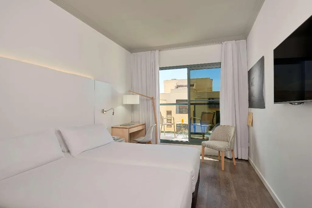 Room GUEST ROOM Room, Innside Palma Center, Majorca