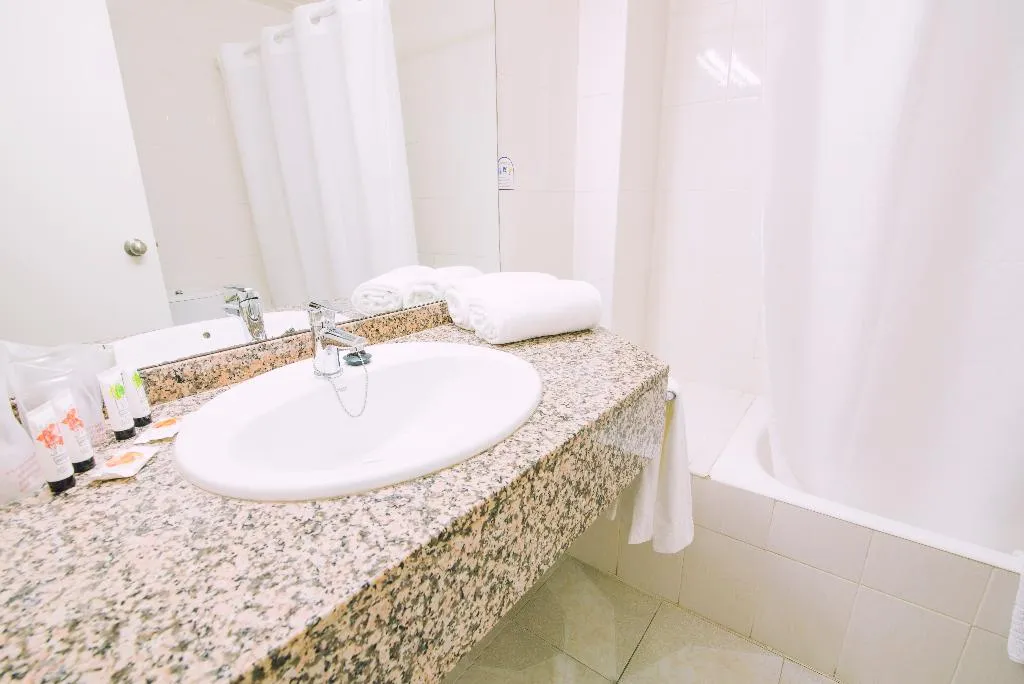 Room, Azuline Hotel Bahamas, Majorca