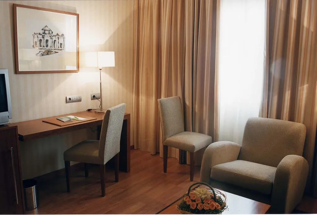 SUITE STANDARD Room, Hotel La Princesa, Madrid