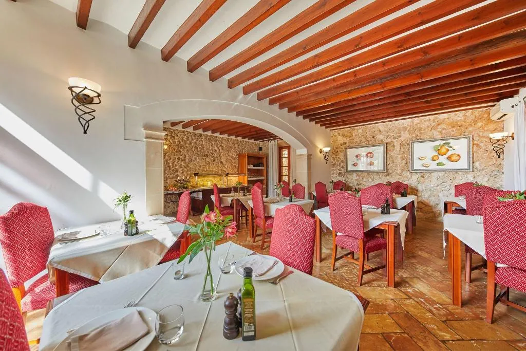 Restaurant, Cas Comte Petit Hotel & Spa, Majorca