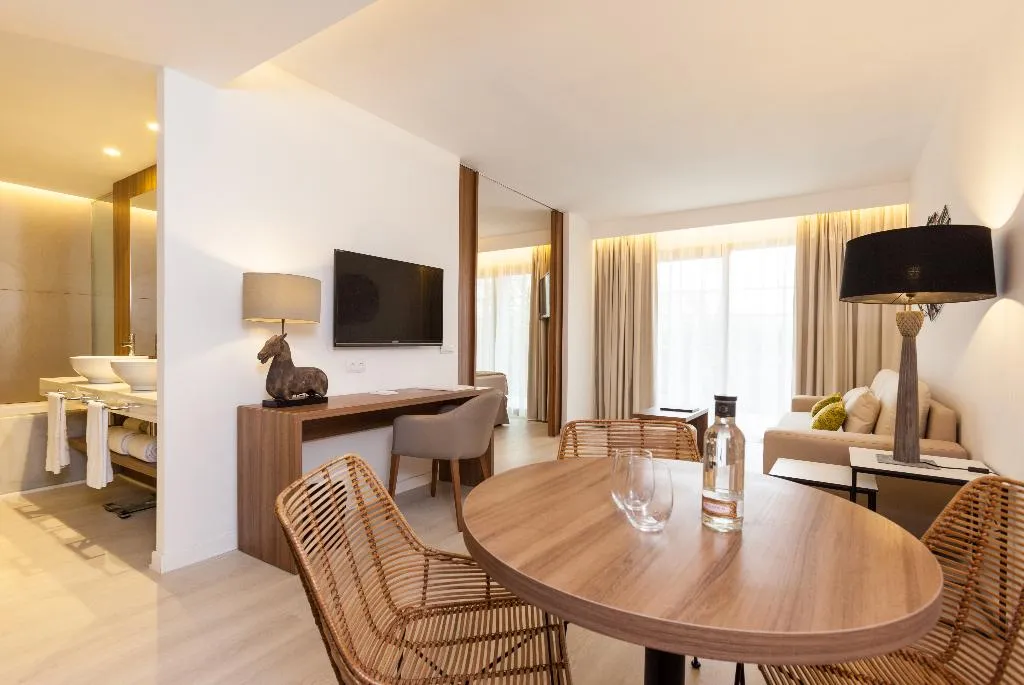 Room, Zafiro Palace Alcudia, Majorca