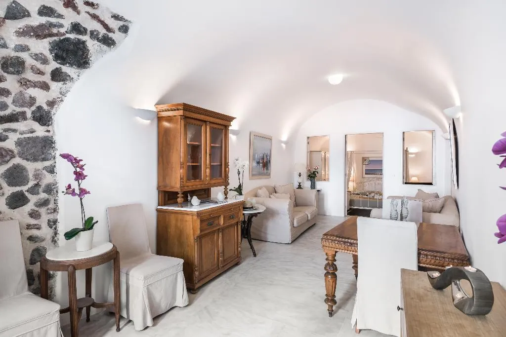 VILLA WITH PRIVATE POOL Room, Armeni Luxury Villas, Santorini