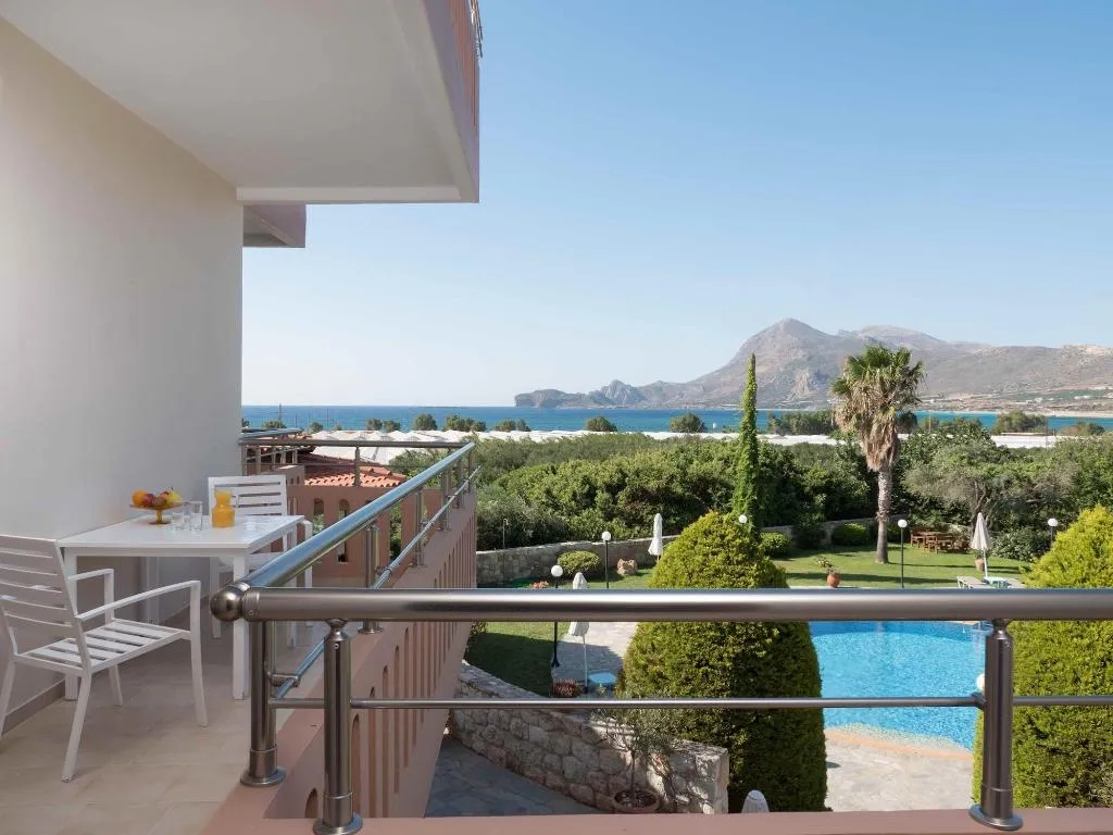 Room, Petritos Rooms And Studios, Crete