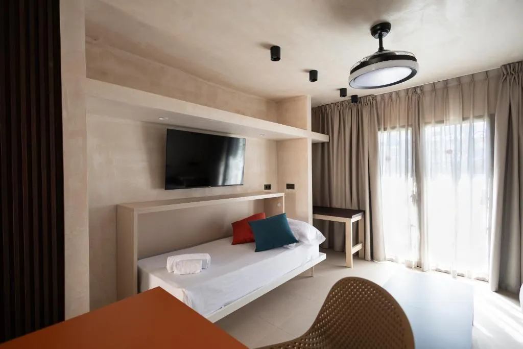 STUDIO DELUXE WITH TERRACE Room, Playazul, Tenerife