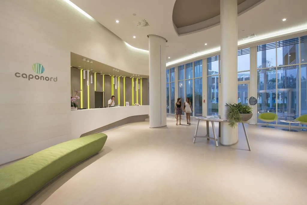 Lobby, Capo Nord, Venice