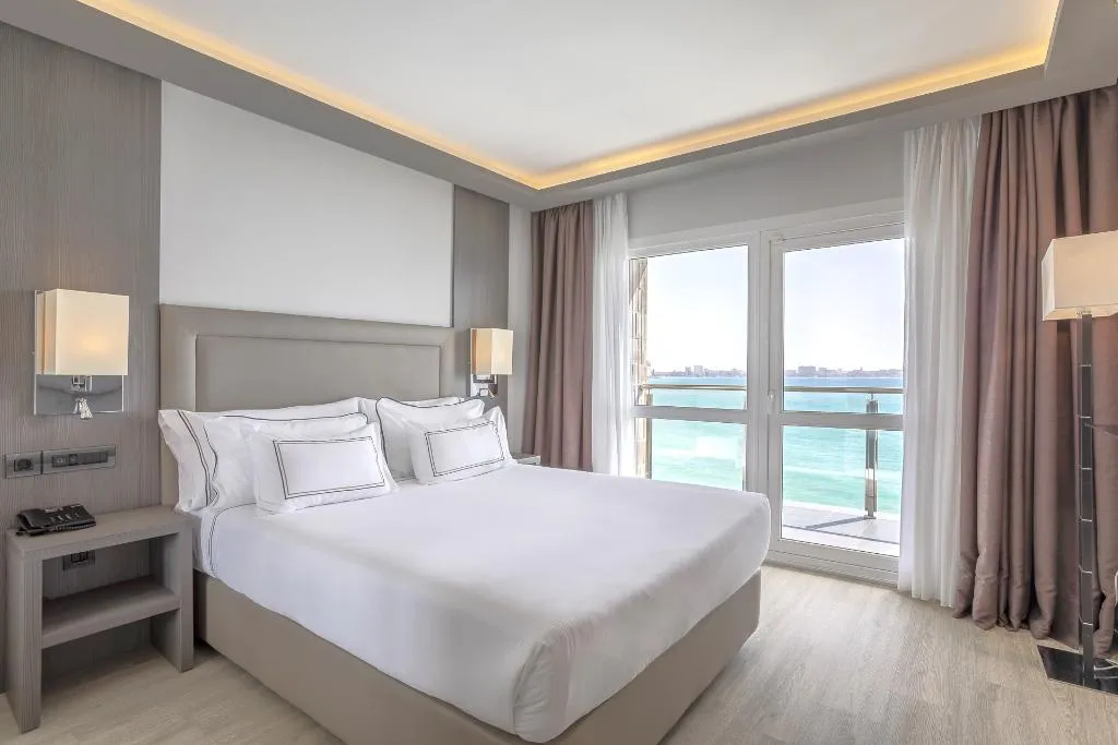 Double or Twin SEA VIEW Room, Melia Alicante, Costa Blanca