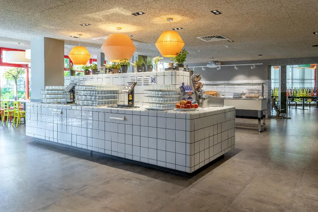 Restaurant, a&o Berlin Kolumbus, Berlin