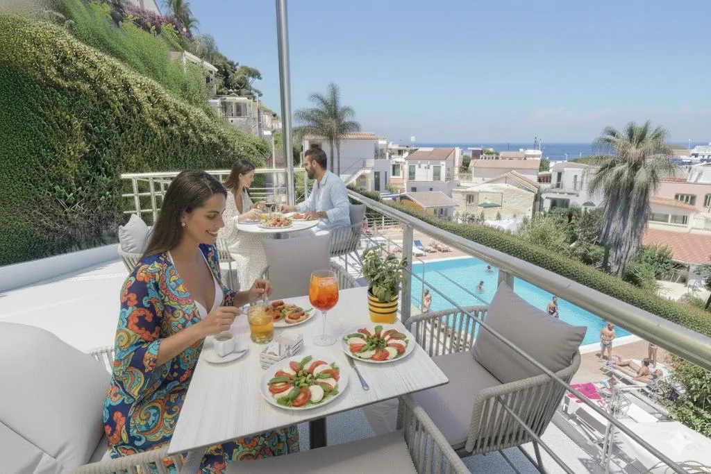 Bar, Marina 10 Boutique & Design Hotel, Naples
