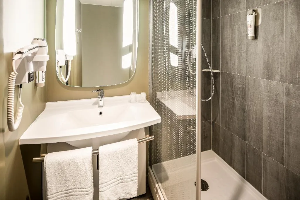TWIN STANDARD Room, Ibis Faro Algarve, Algarve