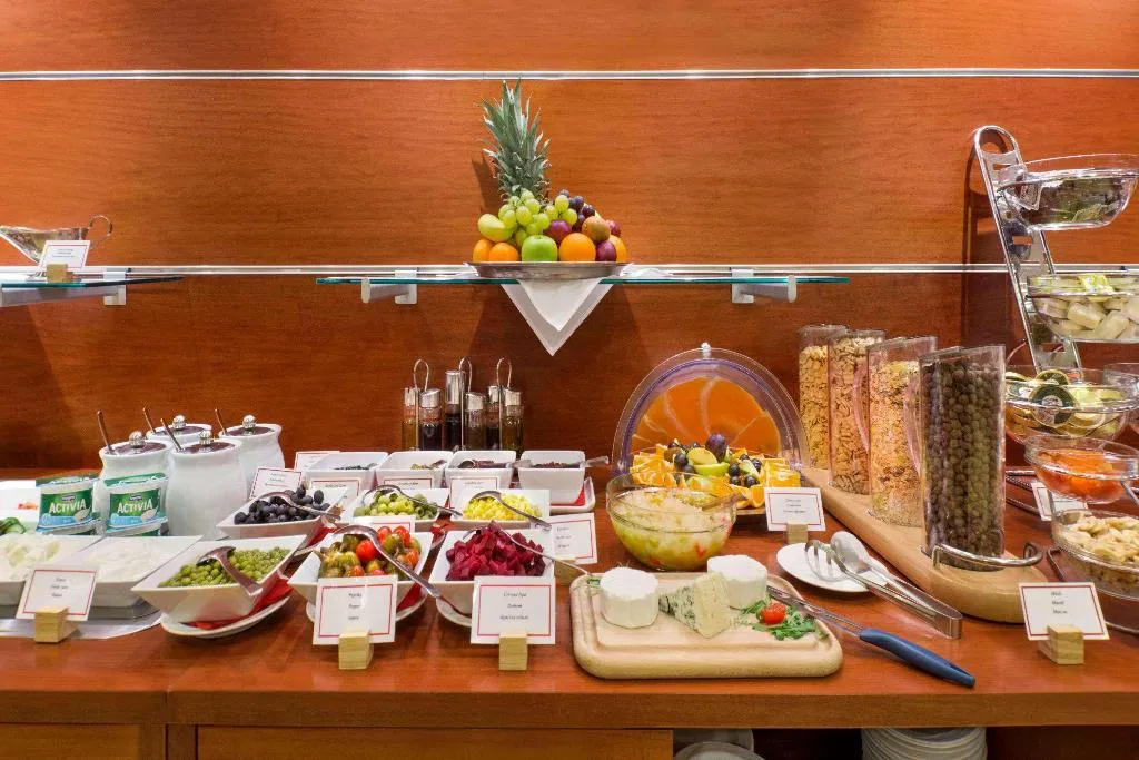 Restaurant, Ramada Airport Prague, Prague