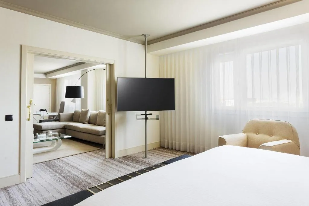 Room, Marriott Hotel Madrid Auditorium, Madrid
