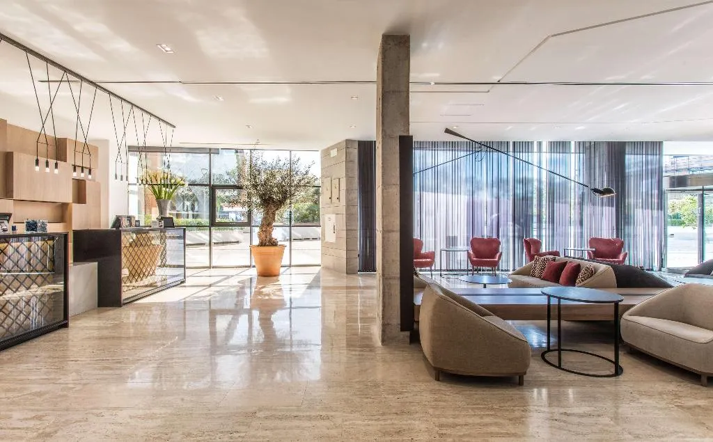 Lobby, NH Sevilla Plaza de Armas, Seville
