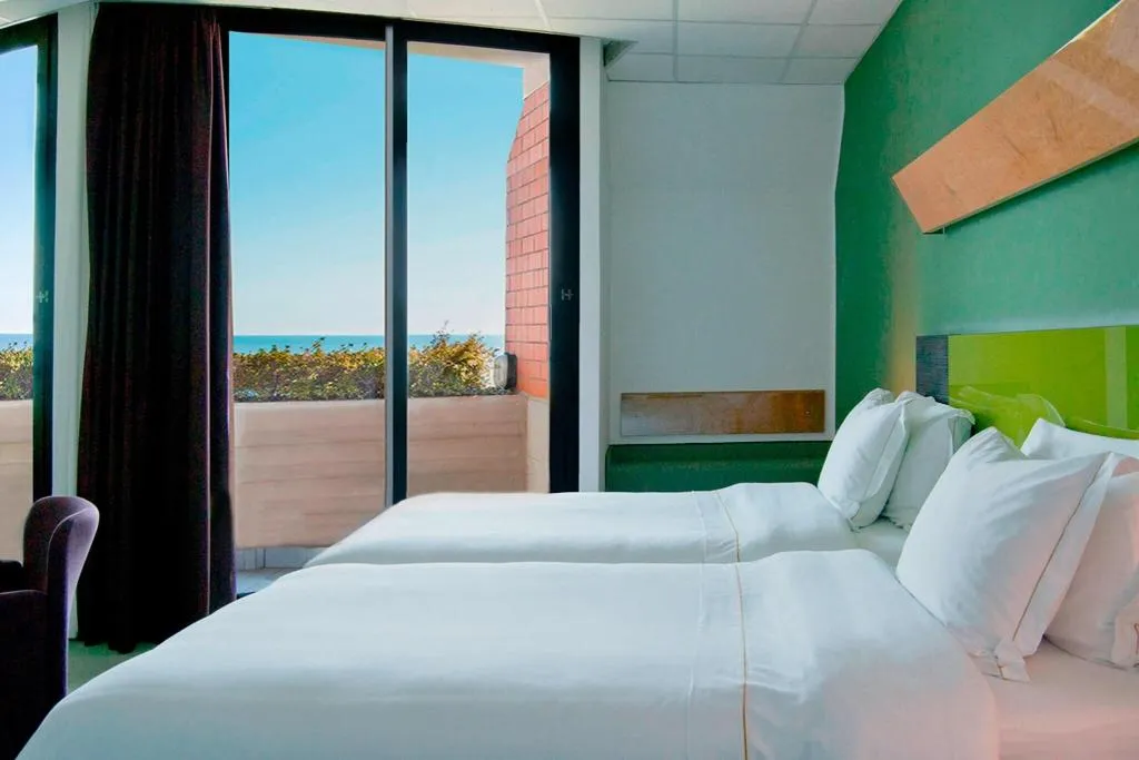 Room, Four Points by Sheraton Catania Hotel & Conference, Catania