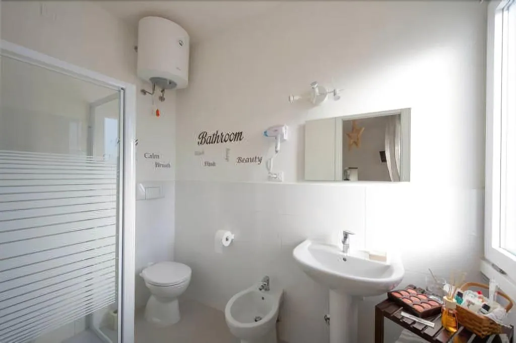 Room, Letto E Latte, Naples