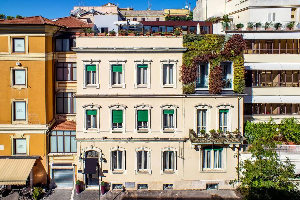 Terrace, The B Place, Rome