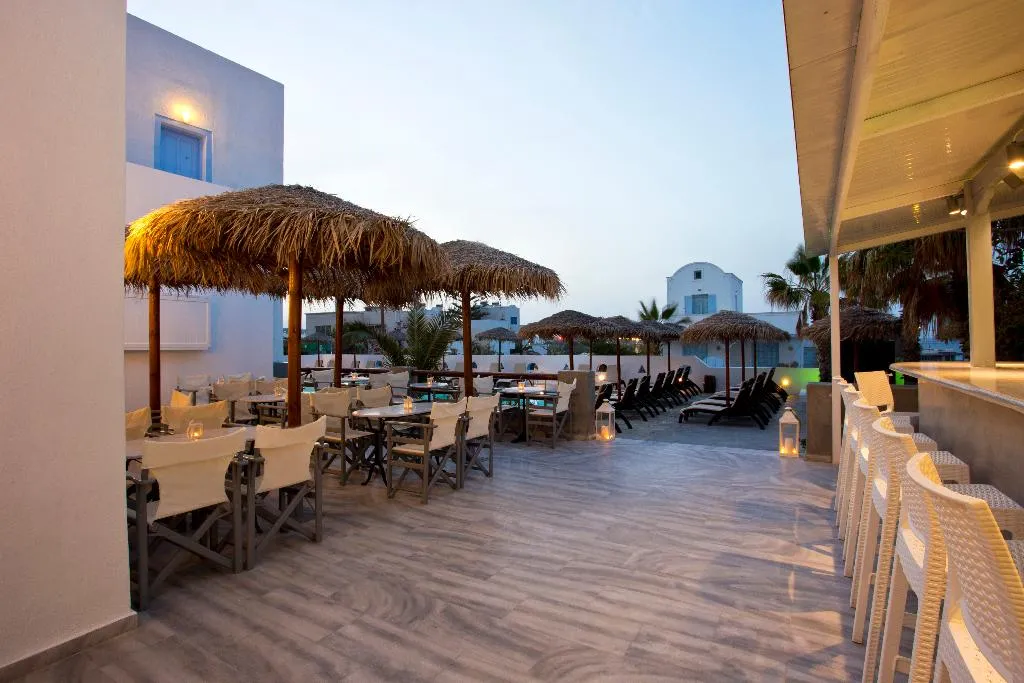 Bar, Alexandra, Santorini