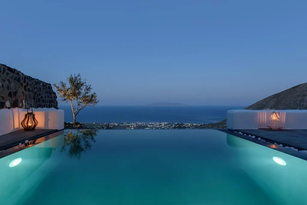 VILLA WITH PRIVATE POOL Room, Senses Luxury Villa, Santorini