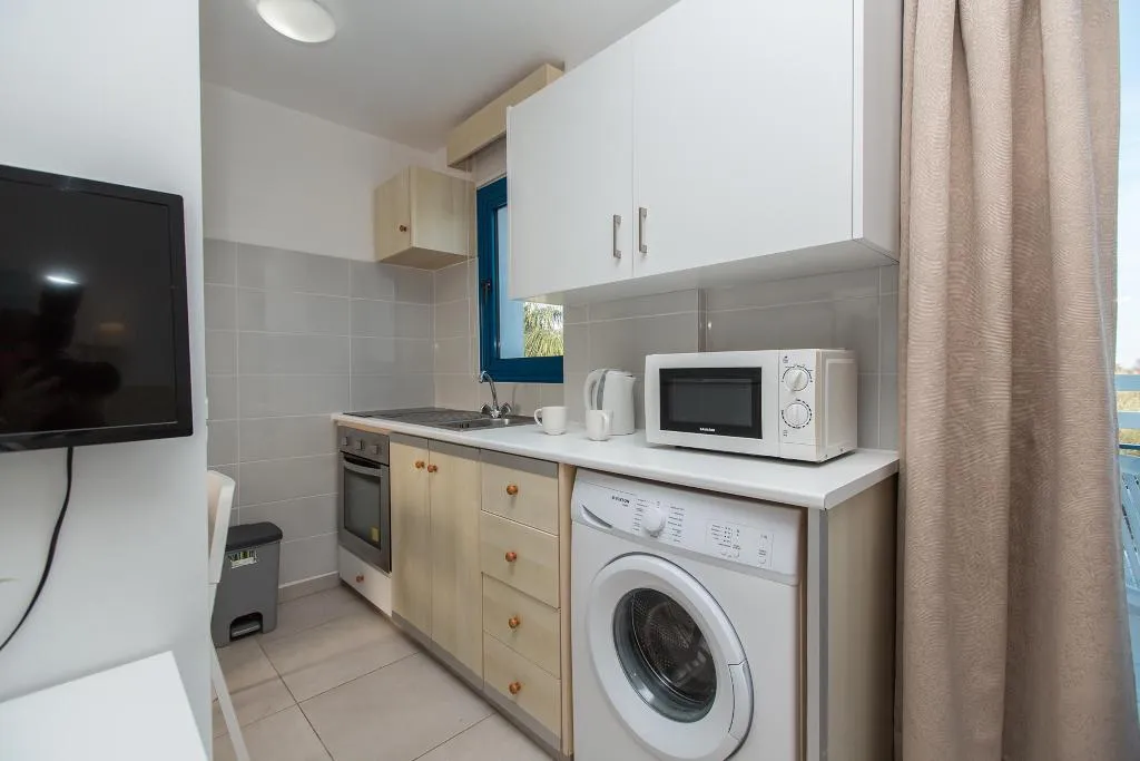 STUDIO STANDARD Room, Flouressia Gardens, Cyprus