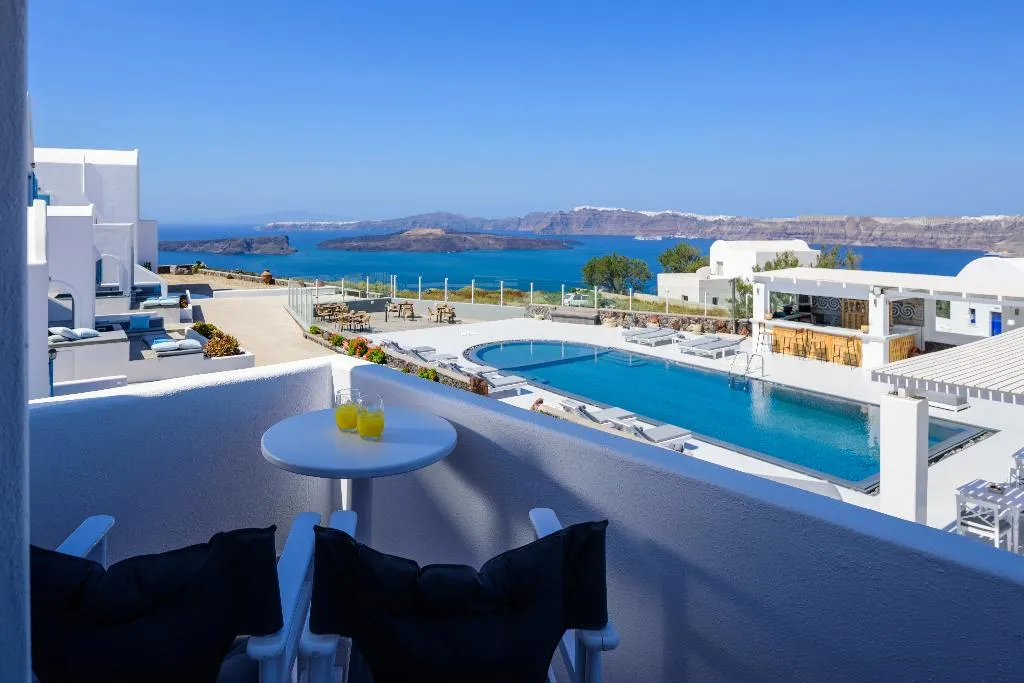 Double or Twin COMFORT Room, Kalestesia Suites, Santorini