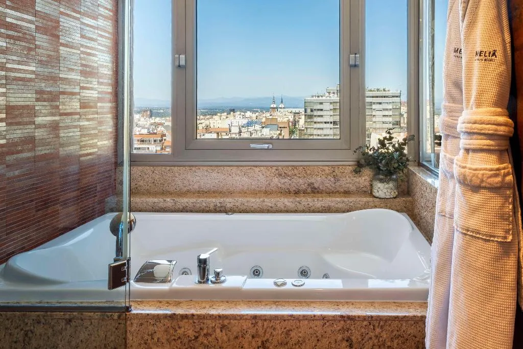 Room, Melia Madrid Princesa, Madrid