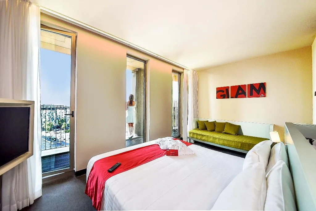 DOUBLE SUPERIOR CITY VIEW Room, Glam Milano, Milan